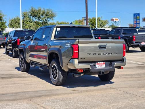 2025 Toyota Tacoma TRD Off-Road