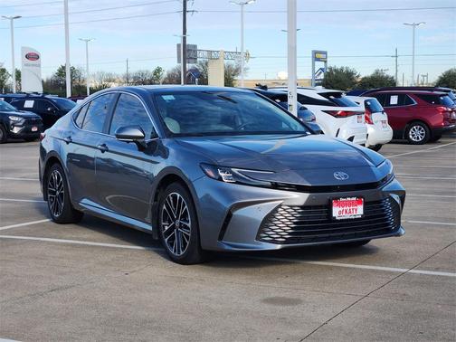 2025 Toyota Camry XLE