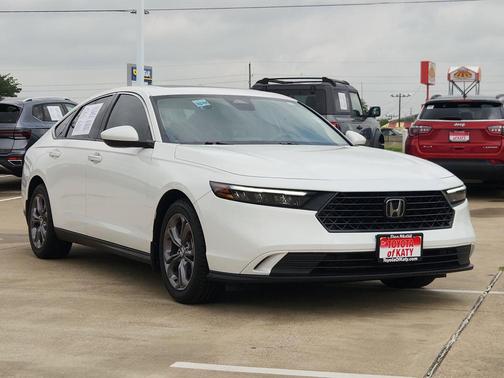Platinum White Pearl 2024 Honda Accord EX