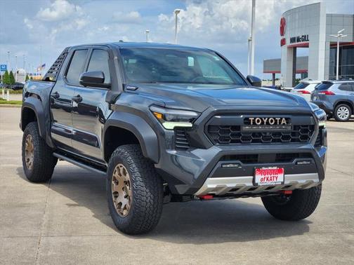 2025 Toyota Tacoma Hybrid Trailhunter