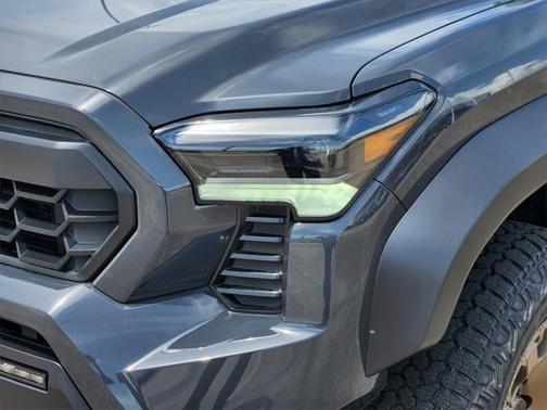 2025 Toyota Tacoma Hybrid Trailhunter