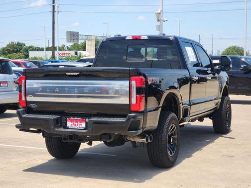 Agate Black Metallic 2024 Ford F-250 Platinum