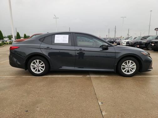 Underground 2025 Toyota Camry LE