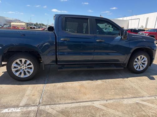 2019 Chevrolet Silverado 1500 Custom