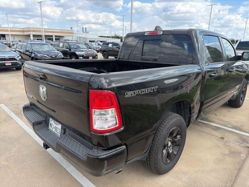 Diamond Black Crystal Pearlcoat 2020 RAM 1500 Big Horn/Lone Star
