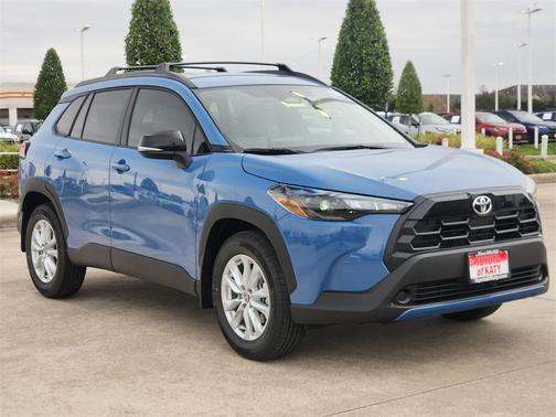 2026 Toyota Corolla Cross LE