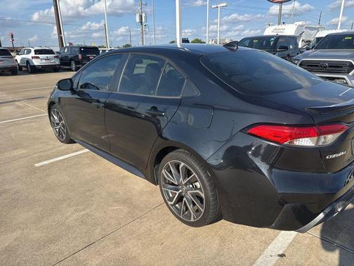 Black Sand Pearl 2021 Toyota Corolla SE