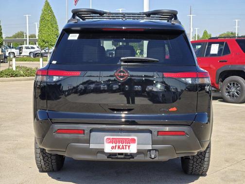 Super Black 2026 Nissan Pathfinder Rock Creek