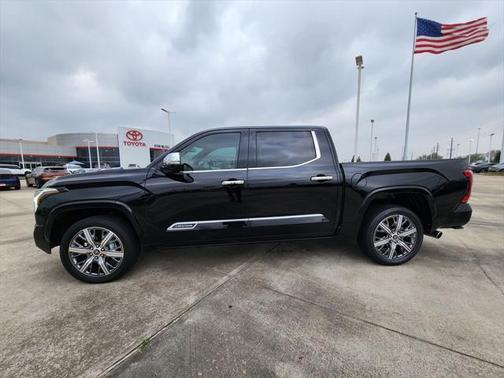 2023 Toyota Tundra Hybrid Capstone