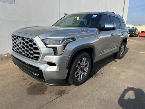 2025 Toyota Sequoia Base
