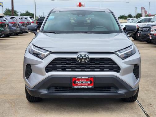 2024 Toyota RAV4 LE