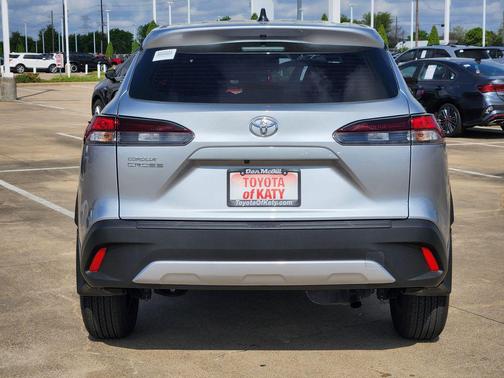 Sonic Silver 2026 Toyota Corolla Cross L