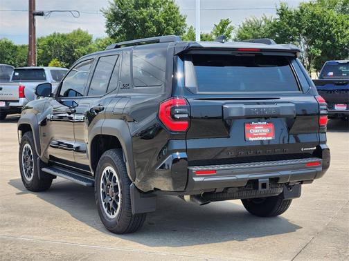 2025 Toyota 4Runner TRD Off Road