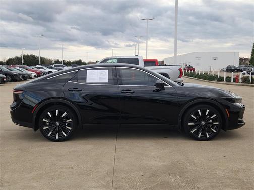 2023 Toyota Crown Platinum