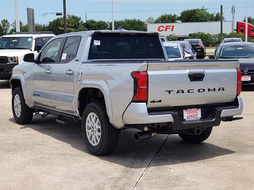 2025 Toyota Tacoma SR5