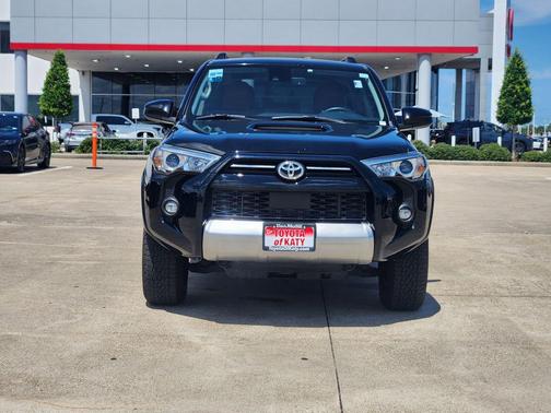 Midnight Black Metallic 2022 Toyota 4Runner TRD Off Road