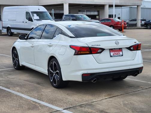 2024 Nissan Altima SR FWD