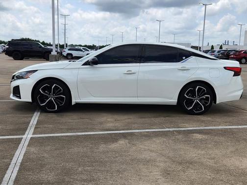 2024 Nissan Altima SR FWD