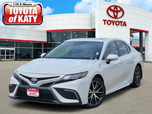 2024 Toyota Camry Hybrid SE