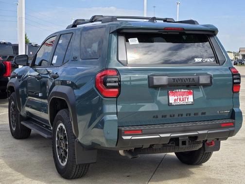 Everest 2026 Toyota 4Runner TRD Off Road Premium
