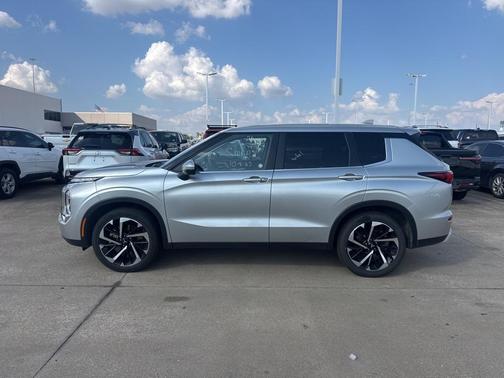 2024 Mitsubishi Outlander SE 2.5 2WD