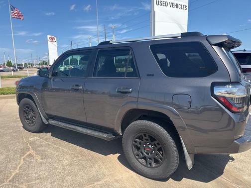 Magnetic Gray Metallic 2021 Toyota 4Runner SR5 Premium