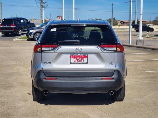 2024 Toyota RAV4 LE