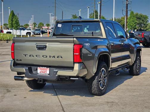 2025 Toyota Tacoma TRD Sport