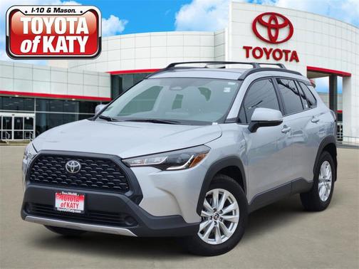 2024 Toyota Corolla Cross LE