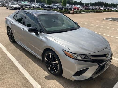 2019 Toyota Camry XSE