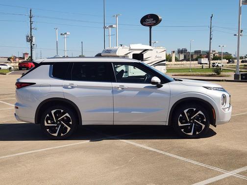 2023 Mitsubishi Outlander SEL 2.5 2WD