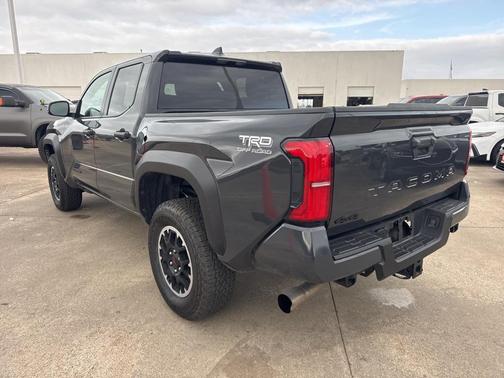 2025 Toyota Tacoma TRD Off-Road