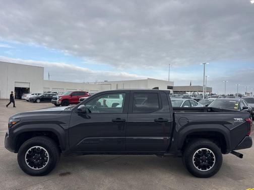 2025 Toyota Tacoma TRD Off-Road
