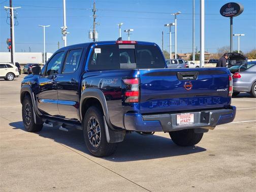 2023 Nissan Frontier PRO-X