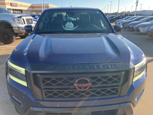 2023 Nissan Frontier PRO-X