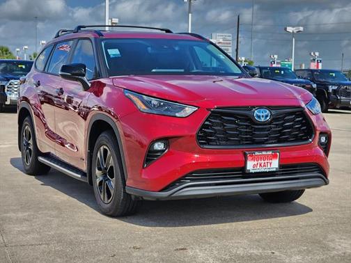 2024 Toyota Highlander Hybrid XLE