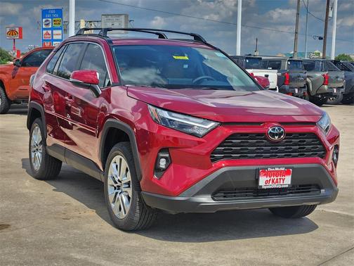2025 Toyota RAV4 XLE Premium