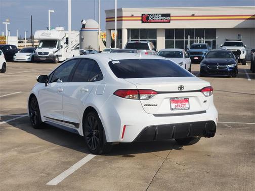 2025 Toyota Corolla SE