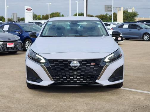 2025 Nissan Altima SR AWD