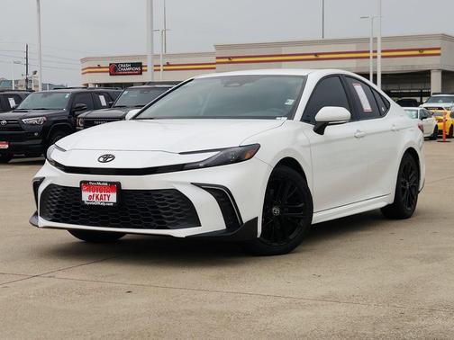 Ice Cap 2025 Toyota Camry SE