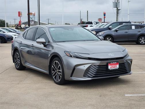 2025 Toyota Camry XLE