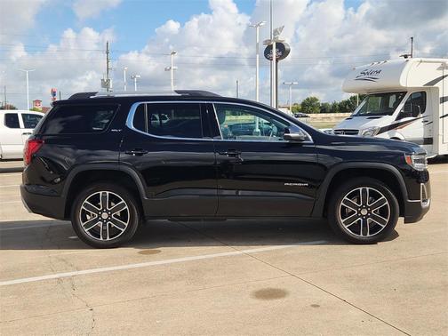 2023 GMC Acadia FWD SLT