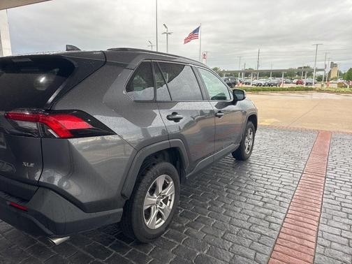 Magnetic Gray Metallic 2025 Toyota RAV4 XLE