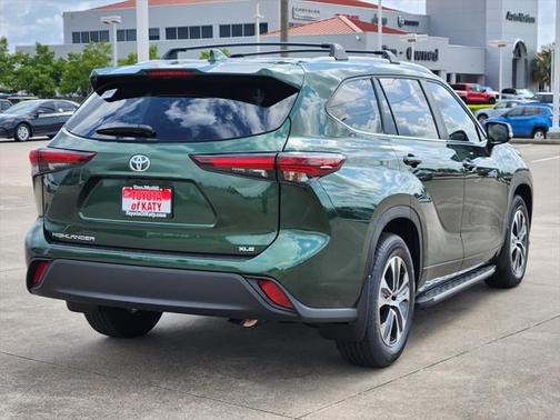 2025 Toyota Highlander XLE