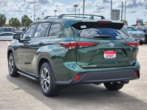 2025 Toyota Highlander XLE