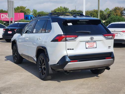 2025 Toyota RAV4 Hybrid SE