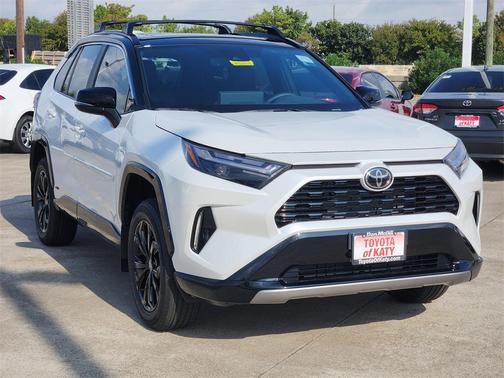 2025 Toyota RAV4 Hybrid SE