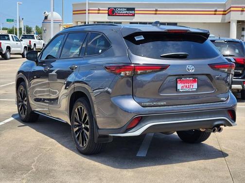 2024 Toyota Highlander XSE
