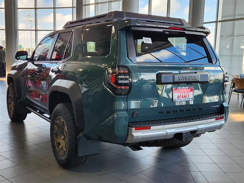 2025 Toyota 4Runner Hybrid Trailhunter