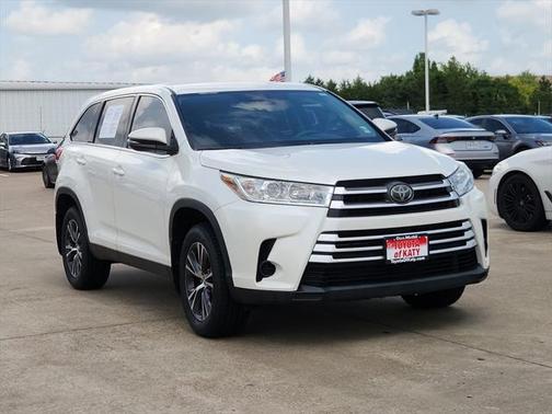 2019 Toyota Highlander LE